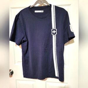 (L)🆕️🇨🇭Victorinox🇨🇭Swiss Army 💯Cotton Grahic T Shirt Ptp22"× L26.5"